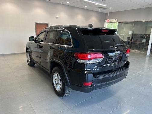 2020 Jeep Grand Cherokee Laredo E
