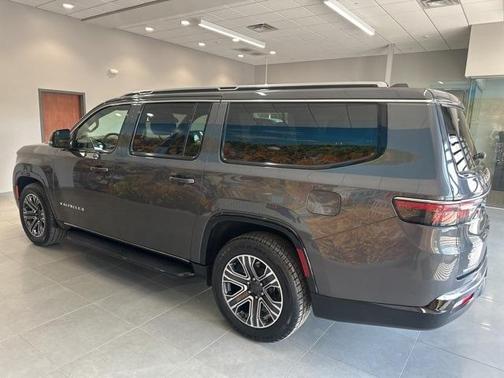 2023 Jeep Wagoneer L Series II