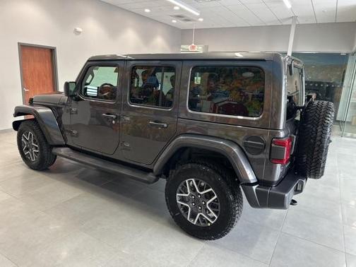 2025 Jeep Wrangler Sahara