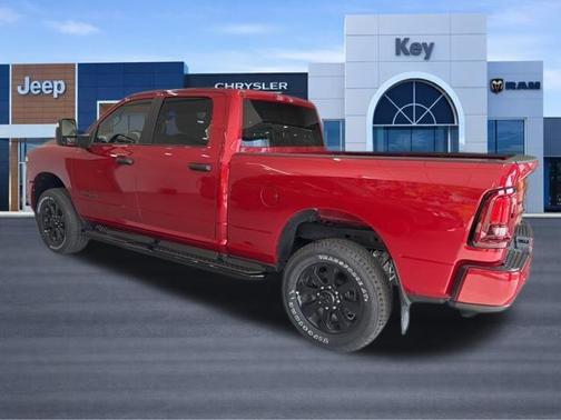 Molten Red Pearlcoat 2026 RAM 2500 Big Horn