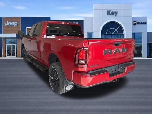 Molten Red Pearlcoat 2026 RAM 2500 Big Horn