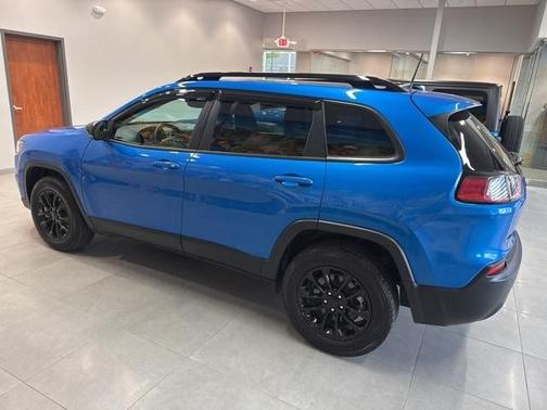2023 Jeep Cherokee Altitude Lux