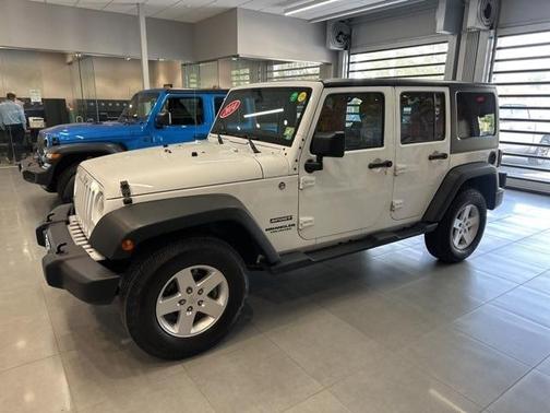 2014 Jeep Wrangler Unlimited Sport