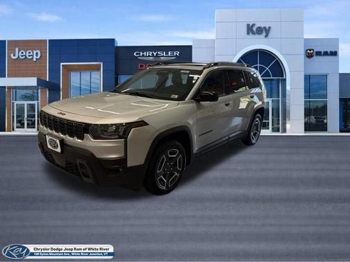 Silver Zynith Clearcoat 2026 Jeep Cherokee LAREDO/LIMITED