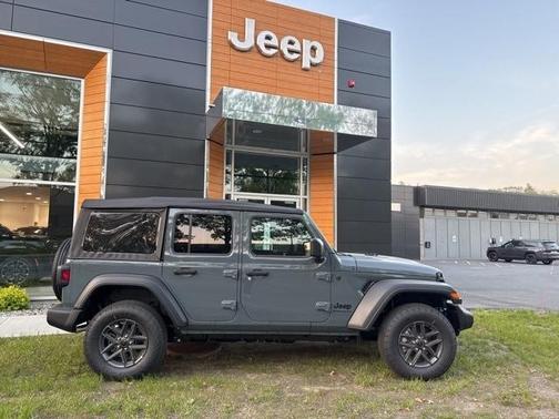 2025 Jeep Wrangler Sport