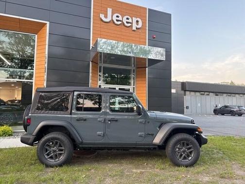 2025 Jeep Wrangler Sport