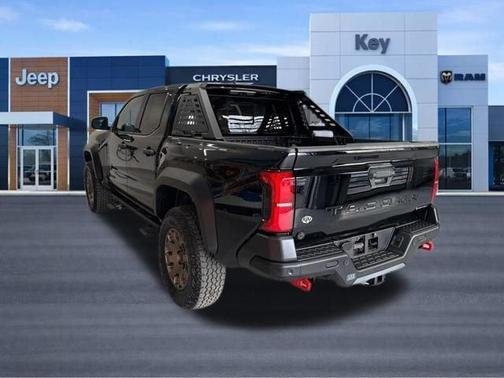 2025 Toyota Tacoma Hybrid TRAILHUNTER