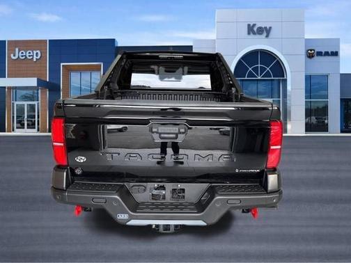 2025 Toyota Tacoma Hybrid TRAILHUNTER