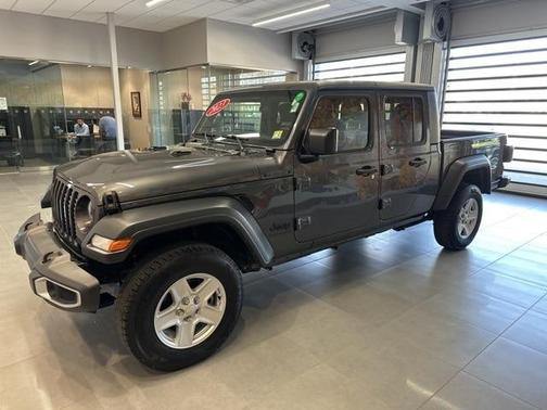 2023 Jeep Gladiator Sport