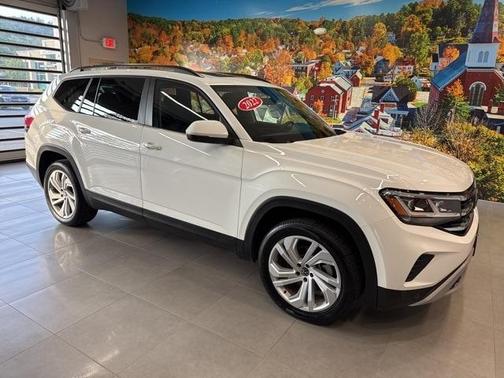 2022 Volkswagen Atlas 3.6L SE w/Technology