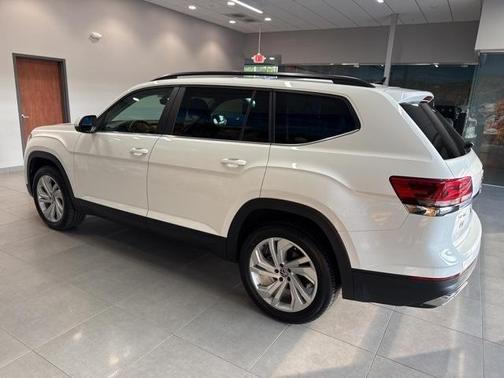 2022 Volkswagen Atlas 3.6L SE w/Technology