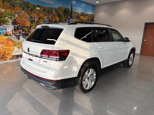 2022 Volkswagen Atlas 3.6L SE w/Technology