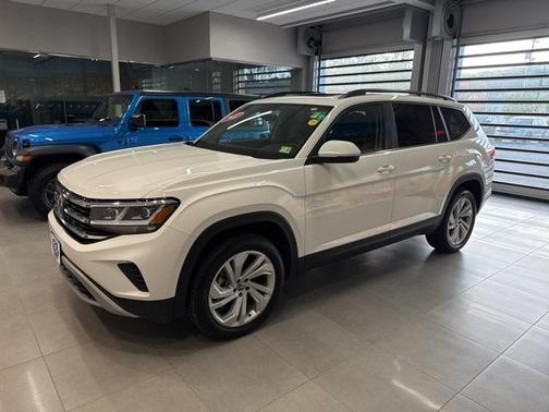 2022 Volkswagen Atlas 3.6L SE w/Technology