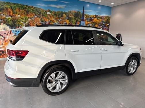 2022 Volkswagen Atlas 3.6L SE w/Technology