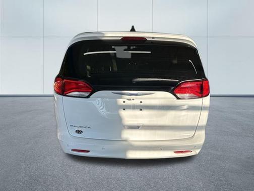 2019 Chrysler Pacifica L