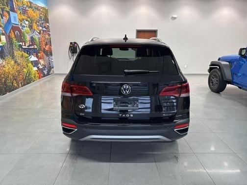 2024 Volkswagen Taos 1.5T SE