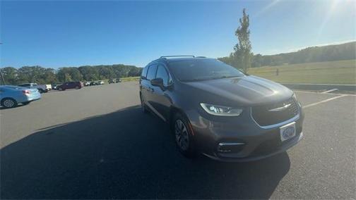 2021 Chrysler Pacifica Touring-L