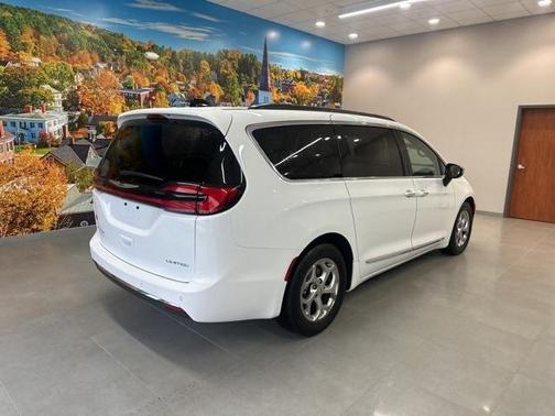 2023 Chrysler Pacifica Limited