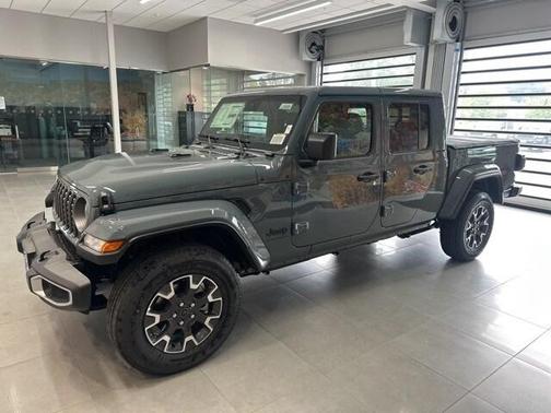 2025 Jeep Gladiator Sport