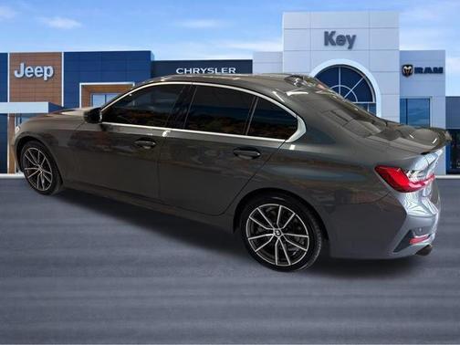 2019 BMW 330 i xDrive