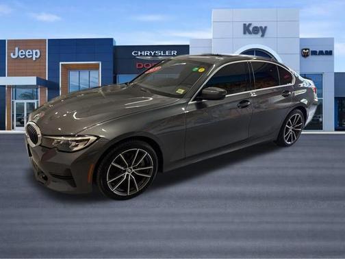 2019 BMW 330 i xDrive