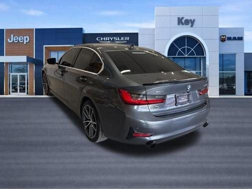 2019 BMW 330 i xDrive