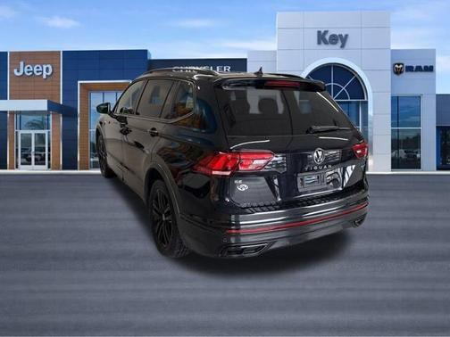 2022 Volkswagen Tiguan 2.0T SE R-Line Black