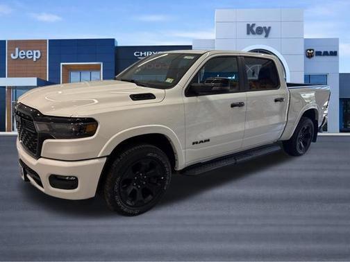 Bright White Clearcoat 2026 RAM 1500 Big Horn/Lone Star