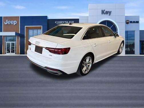 2023 Audi A4 45 S line Premium Plus