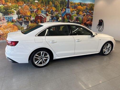 2023 Audi A4 45 S line Premium Plus