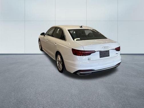 2023 Audi A4 45 S line Premium Plus