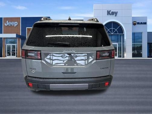 Sting Gray Clearcoat 2026 Jeep Cherokee LAREDO/LIMITED