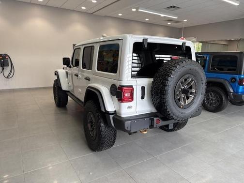 2025 Jeep Wrangler Rubicon 392
