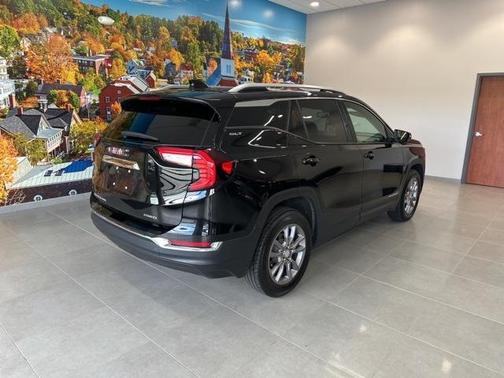 2024 GMC Terrain SLT