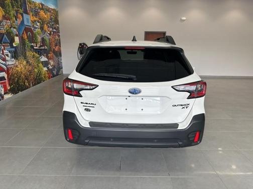 2022 Subaru Outback Onyx Edition XT
