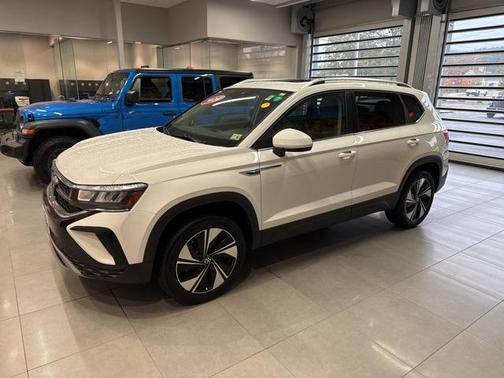 2024 Volkswagen Taos 1.5T SE