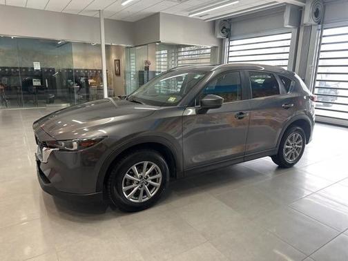 2022 Mazda CX-5 2.5 S Preferred Package