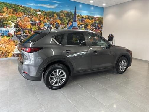 2022 Mazda CX-5 2.5 S Preferred Package
