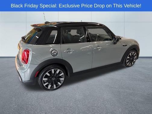 2023 MINI Hardtop Cooper