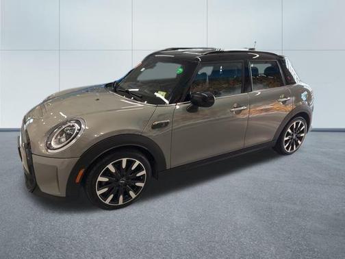 2023 MINI Hardtop Cooper