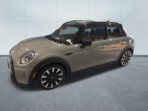 2023 MINI Hardtop Cooper