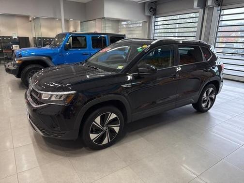 2024 Volkswagen Taos 1.5T SE