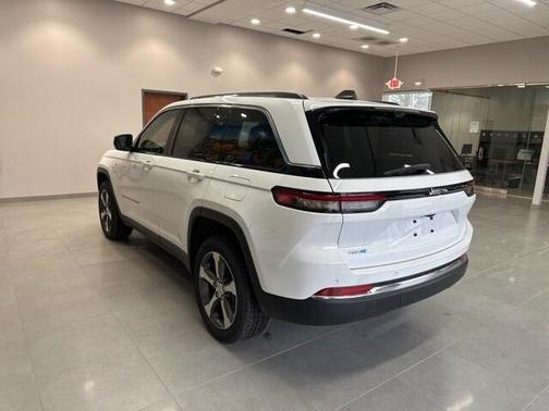 2024 Jeep Grand Cherokee 4xe Base