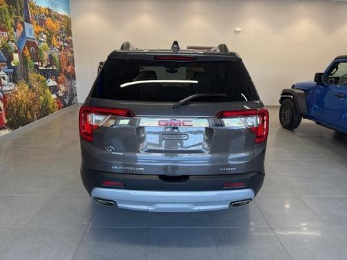 2020 GMC Acadia SLT