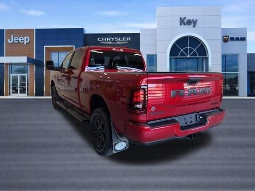 Molten Red Pearlcoat 2026 RAM 2500 Big Horn