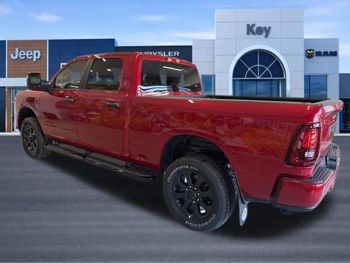 Molten Red Pearlcoat 2026 RAM 2500 Big Horn