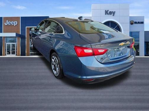 Lakeshore Blue Metallic 2024 Chevrolet Malibu LT