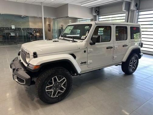 2025 Jeep Wrangler Sahara