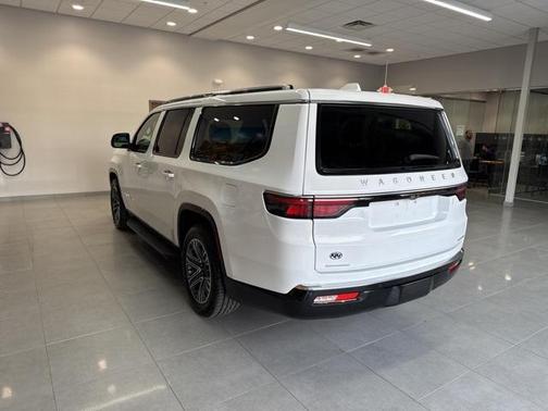 2023 Jeep Wagoneer L Series II