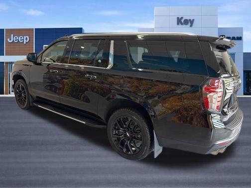 Black 2023 Chevrolet Suburban Premier